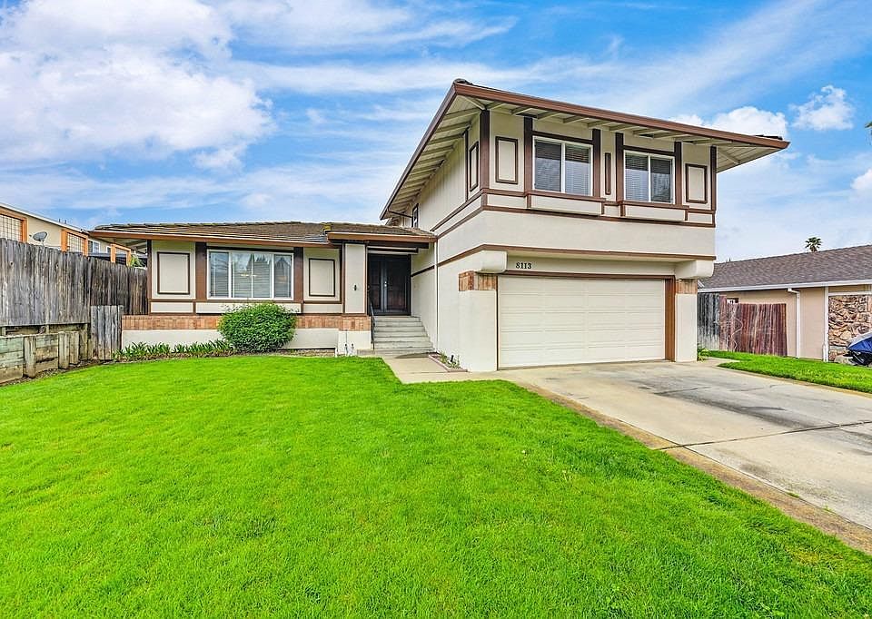 1st image of 8113 Canyon Oak Dr