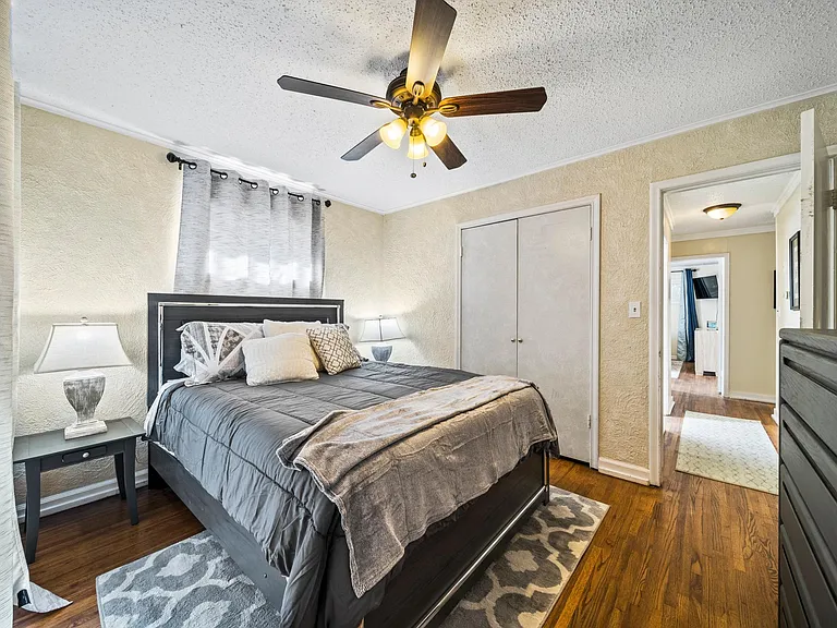 3701 S Richmond Ave — Photo 14