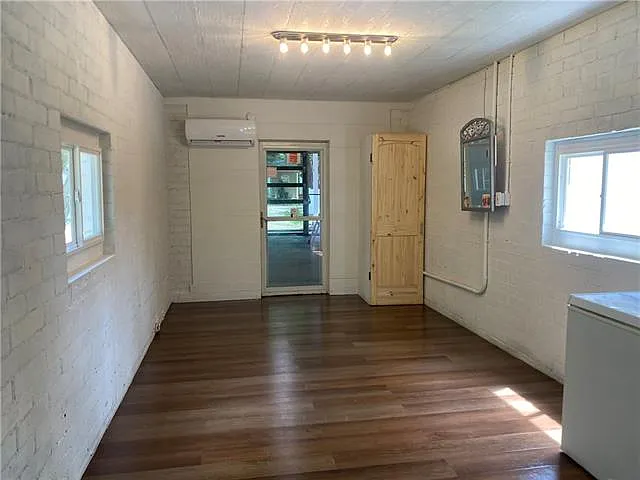 35283 Fleetwood Dr — Photo 30