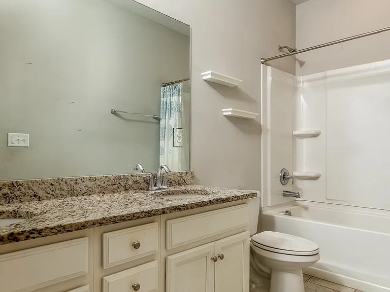 1208 Ficus Dr — Photo 17
