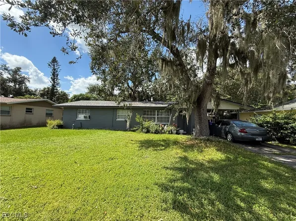 854 Dellena Ln, Fort Myers, FL 33905