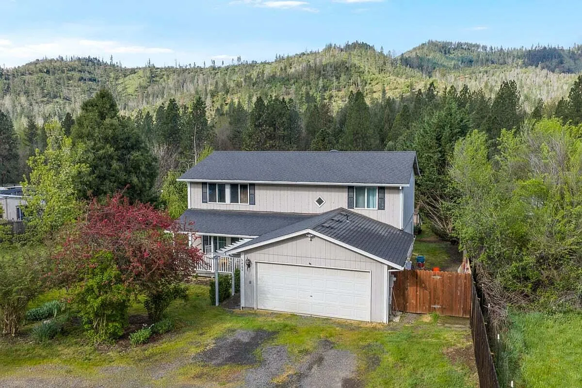 5460 Highway 238 photo 1