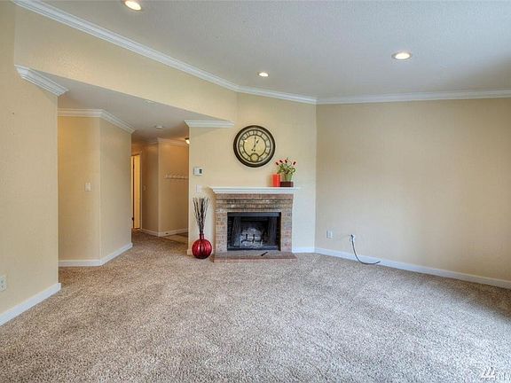 5th image of 23410 18th Ave S APT E301