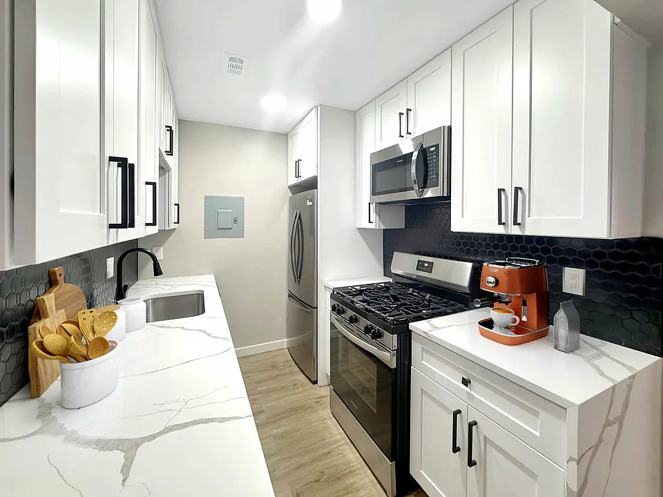 5106 N 1/2 Lamar Blvd #258