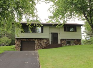 34 S Ugstad Rd, Proctor, MN 55810
