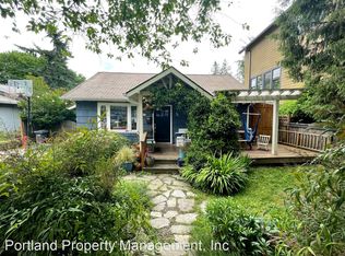 2126 SE Tenino St, Portland, OR 97202