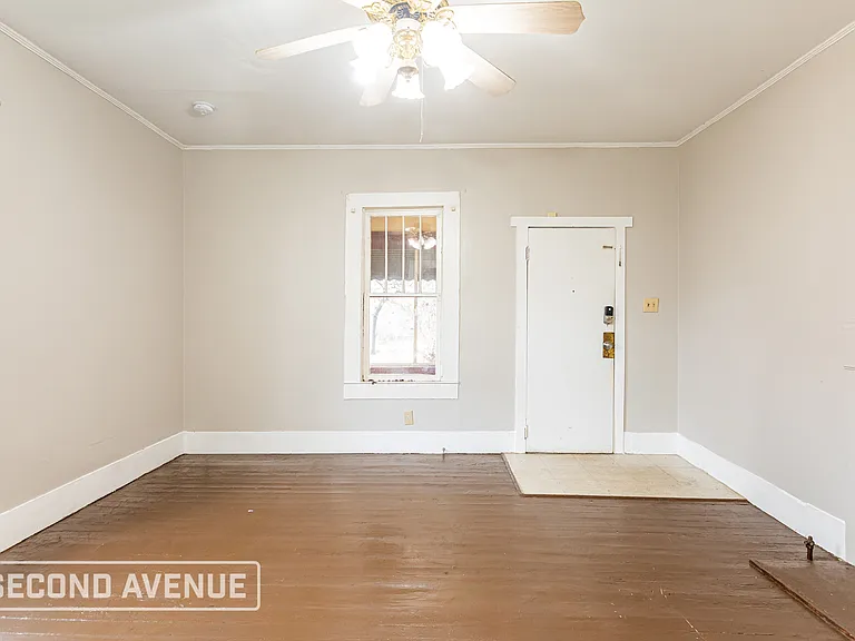 3401 Hickory Ave SW — Photo 7
