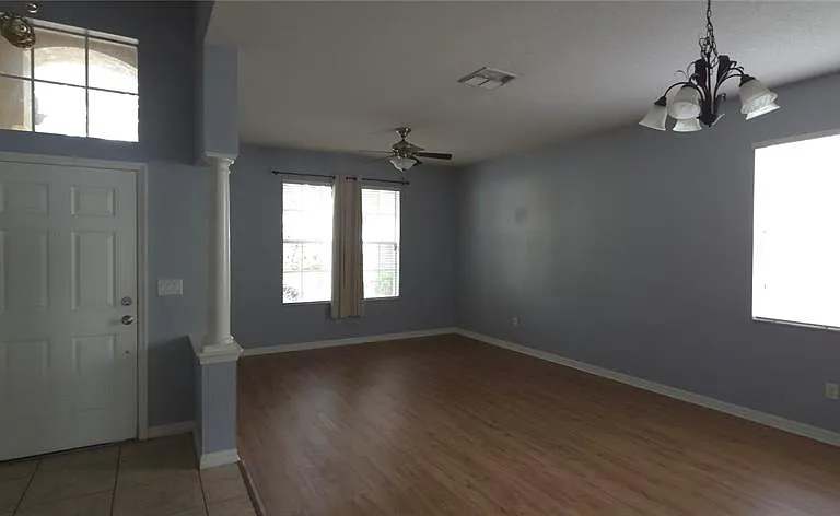 1115 Fennel Green Dr — Photo 5