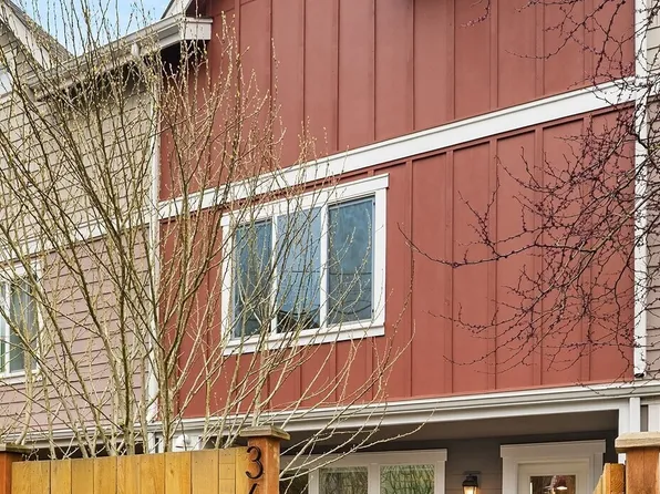 3615 Albion Place N #B, Seattle, WA 98103