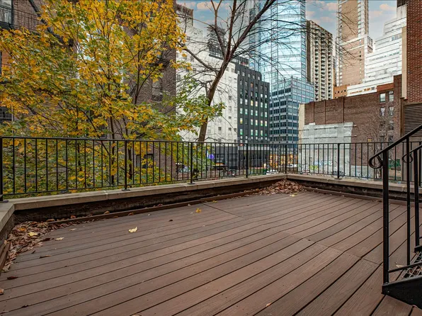 162 East 61st Street image 1 of 5