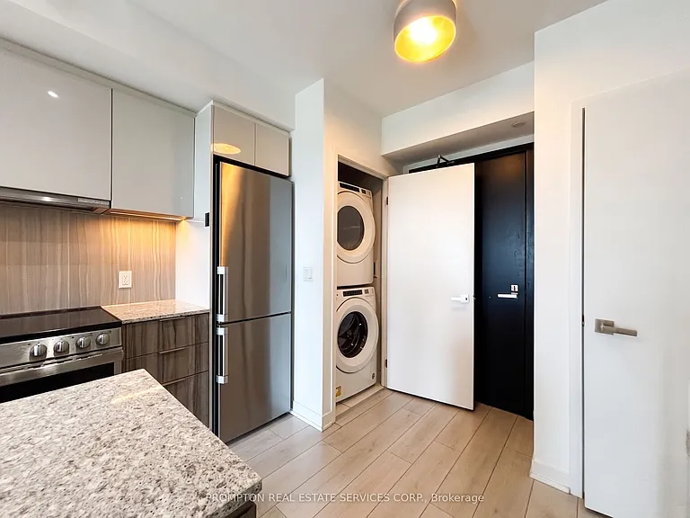 31 Tippett Rd #436 — Photo 6