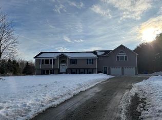 93 Bonin Rd, Monmouth, ME 04259