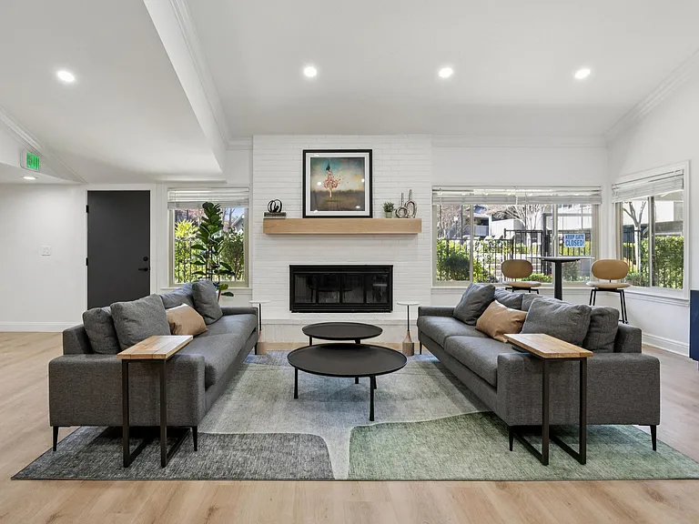 Shadow Oaks Apartment Homes — Photo 29