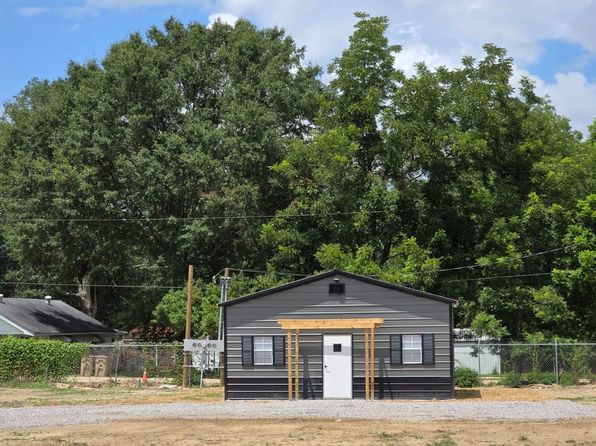 406 2nd Ave