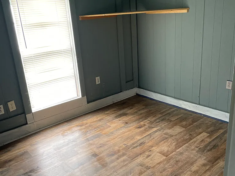 3302 Lake Dr — Photo 11