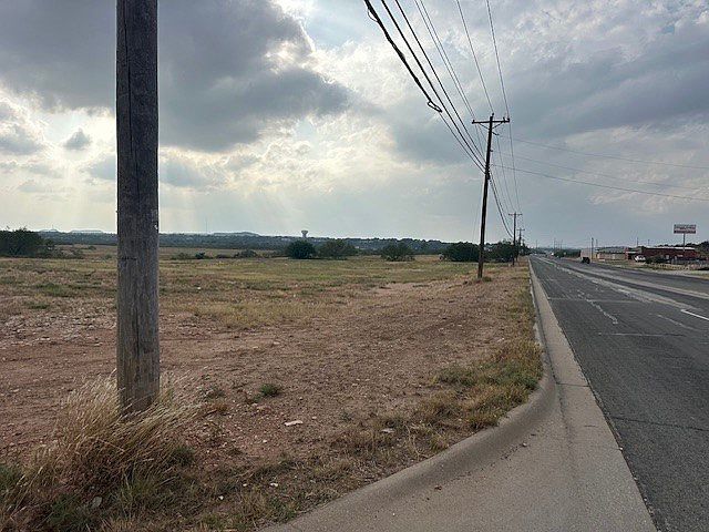 2nd image of 4155 Arden Rd #1