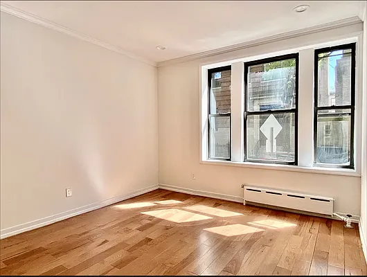 Rented by Compass | media 2