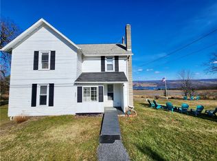 5355 Lakemont Himrod Rd, Dundee, NY 14837