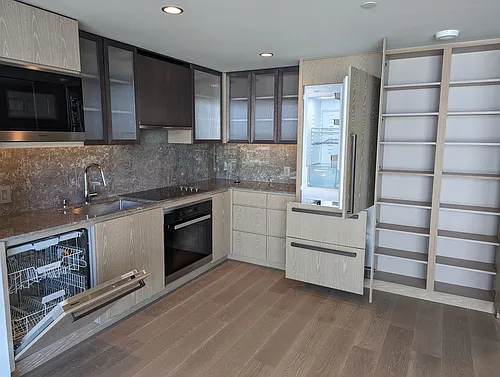 Floor plan 1603