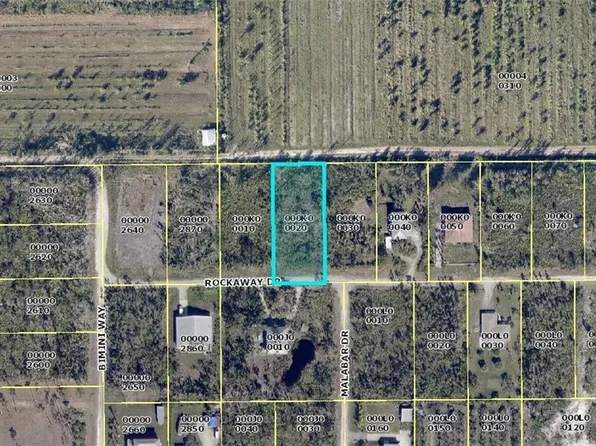 6694 Rockaway Dr, Bokeelia, FL 33922