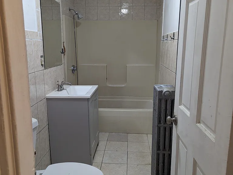 77 Bowdoin Ave — Photo 6