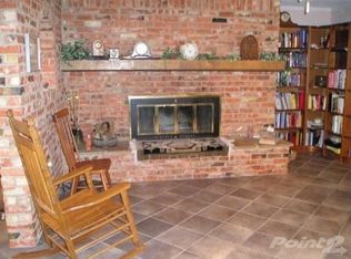 2906 McPherson Rd, Fort Worth, TX 76140