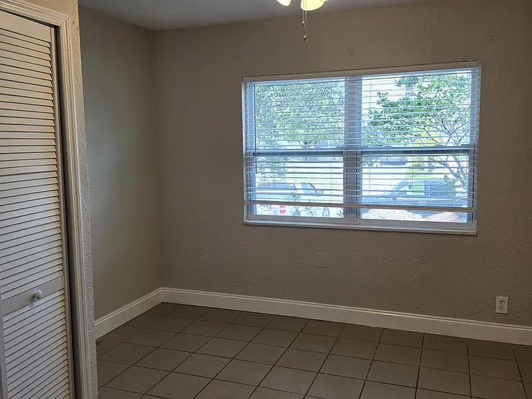 2801 N Habana Ave — Photo 11