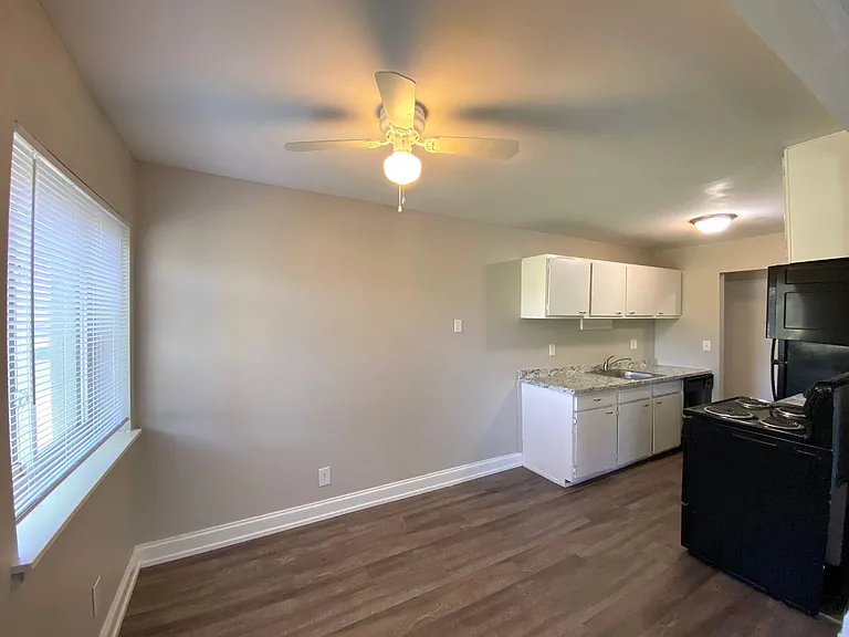 Peoria Flats - New Mgmt - New Name - Fresh Upgrades — Photo 16