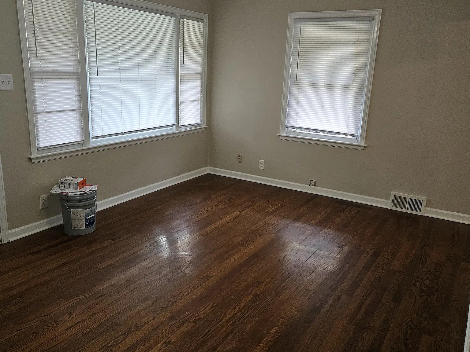 3 bed, 1.5 bath, 1700 sqft, $1,395 — Photo 4