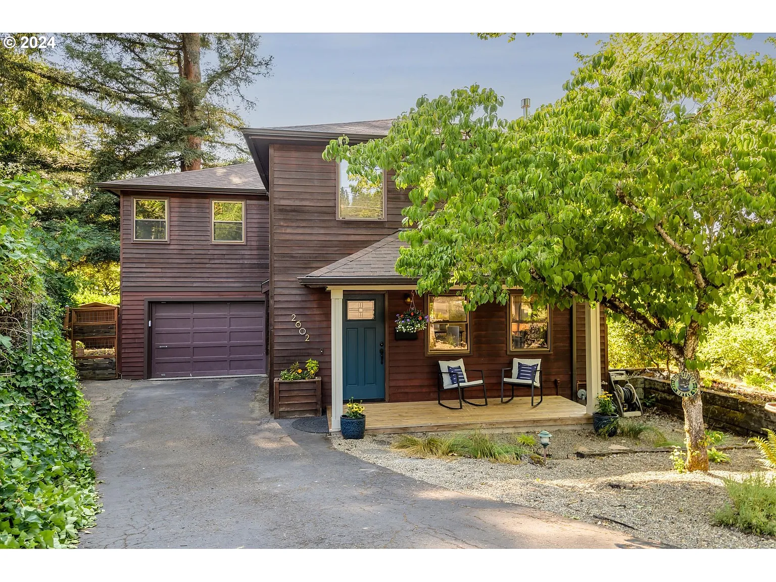 2602 Agate St photo 1