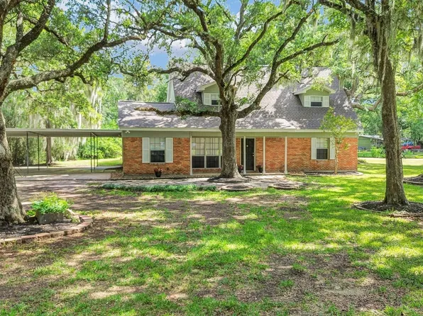 432 Robinson Rd, Freeport, TX 77541