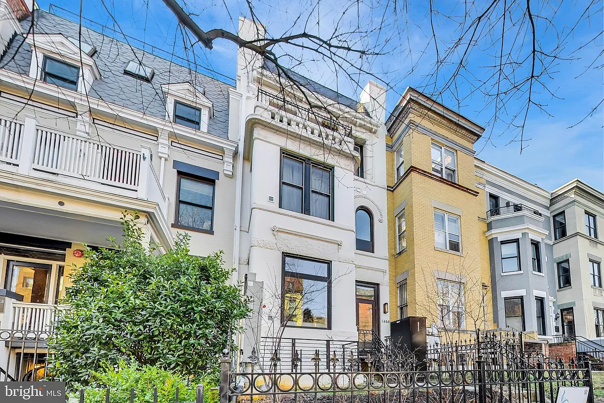 Building Photo - 1444 Harvard St NW #1