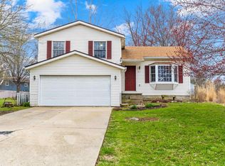 611 Holland Rd, Metamora, IL 61548