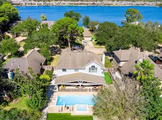 1513 Mija Ln, Seabrook, TX 77586