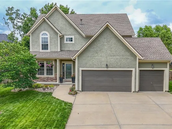 24104 W 80th St, Lenexa, KS 66227