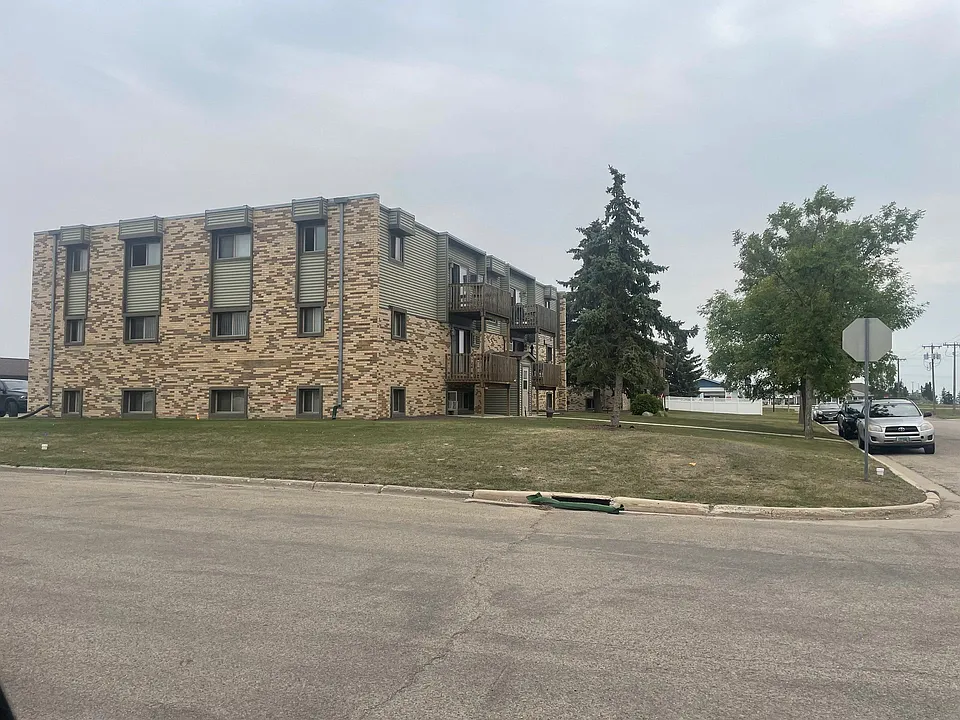 Building Photo 3