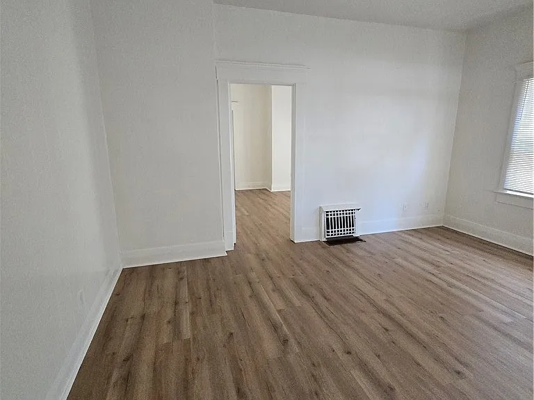 209 S Birch St #B — Photo 3