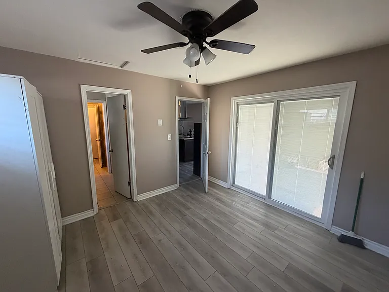 5471 Lemon Ave #1 — Photo 6