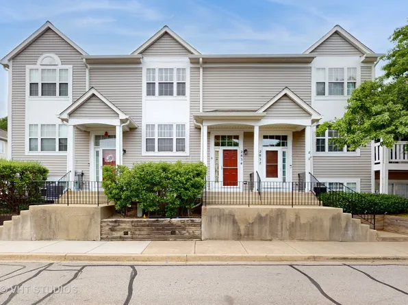 2834 Shelly Ln, Aurora, IL 60504