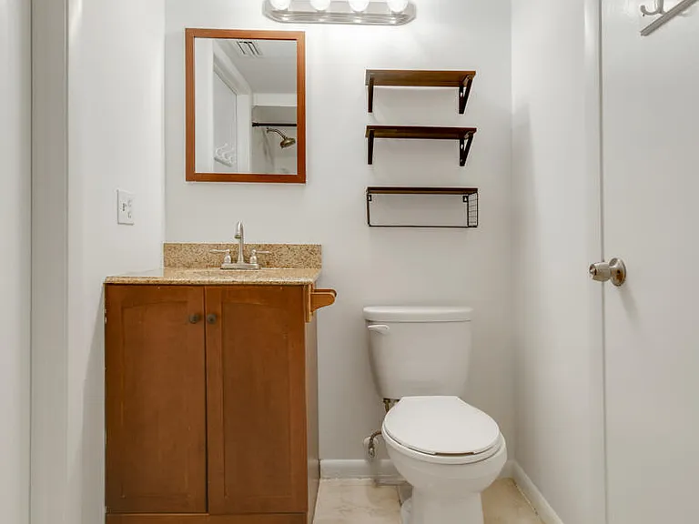 324 Maplecrest Cir — Photo 18