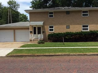 811 Governor St, Springfield, IL 62704