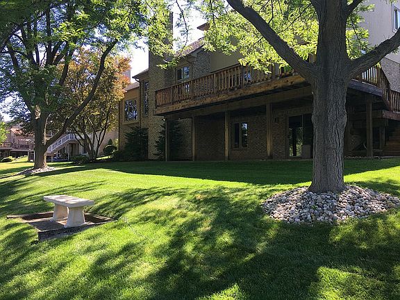 3rd image of 52641 Seven Oaks Dr