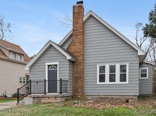 40 S St NW, Sparta, MI 49345