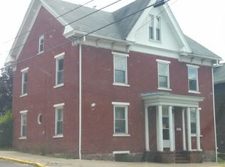 414 4th St, Huntingdon, PA 16652