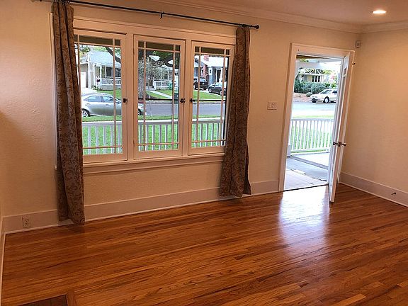 3rd image of 54 N San Marino Ave