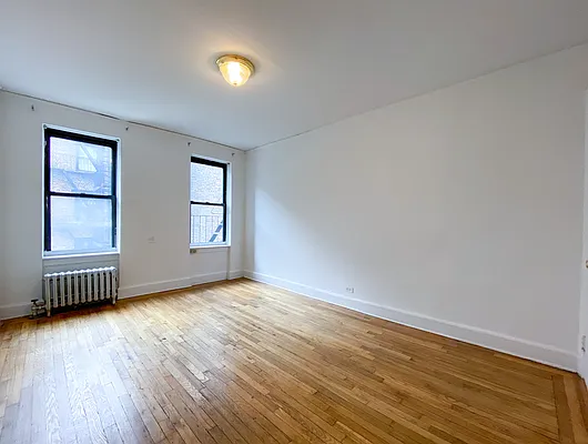 Rented by Compass | media 10