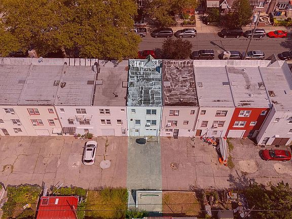 5th image of 2026 Ford St