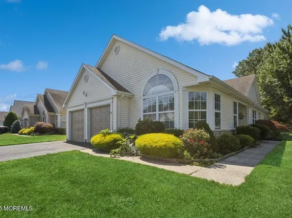 2525 Spring Hill Drive, Toms River, NJ 08755