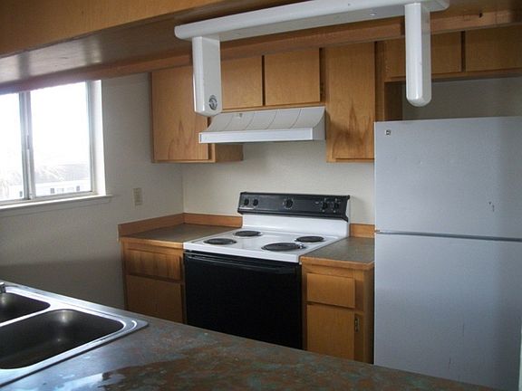 4th image of 407 South St APT D