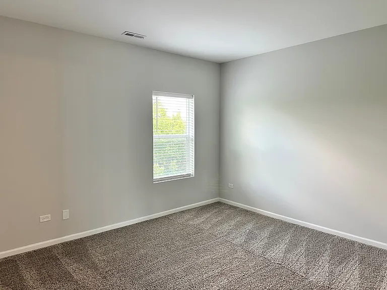 853 E Main St #2F — Photo 7